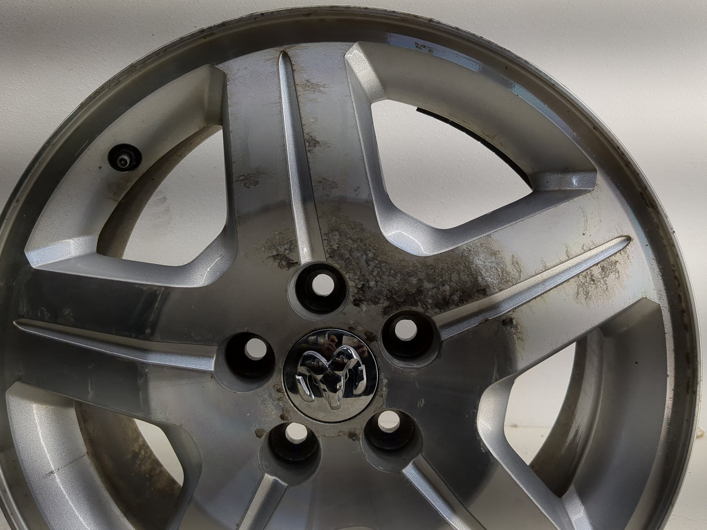 2007-2009 Dodge Caliber Oem Wheel Rim - Oemusedautoparts1.com