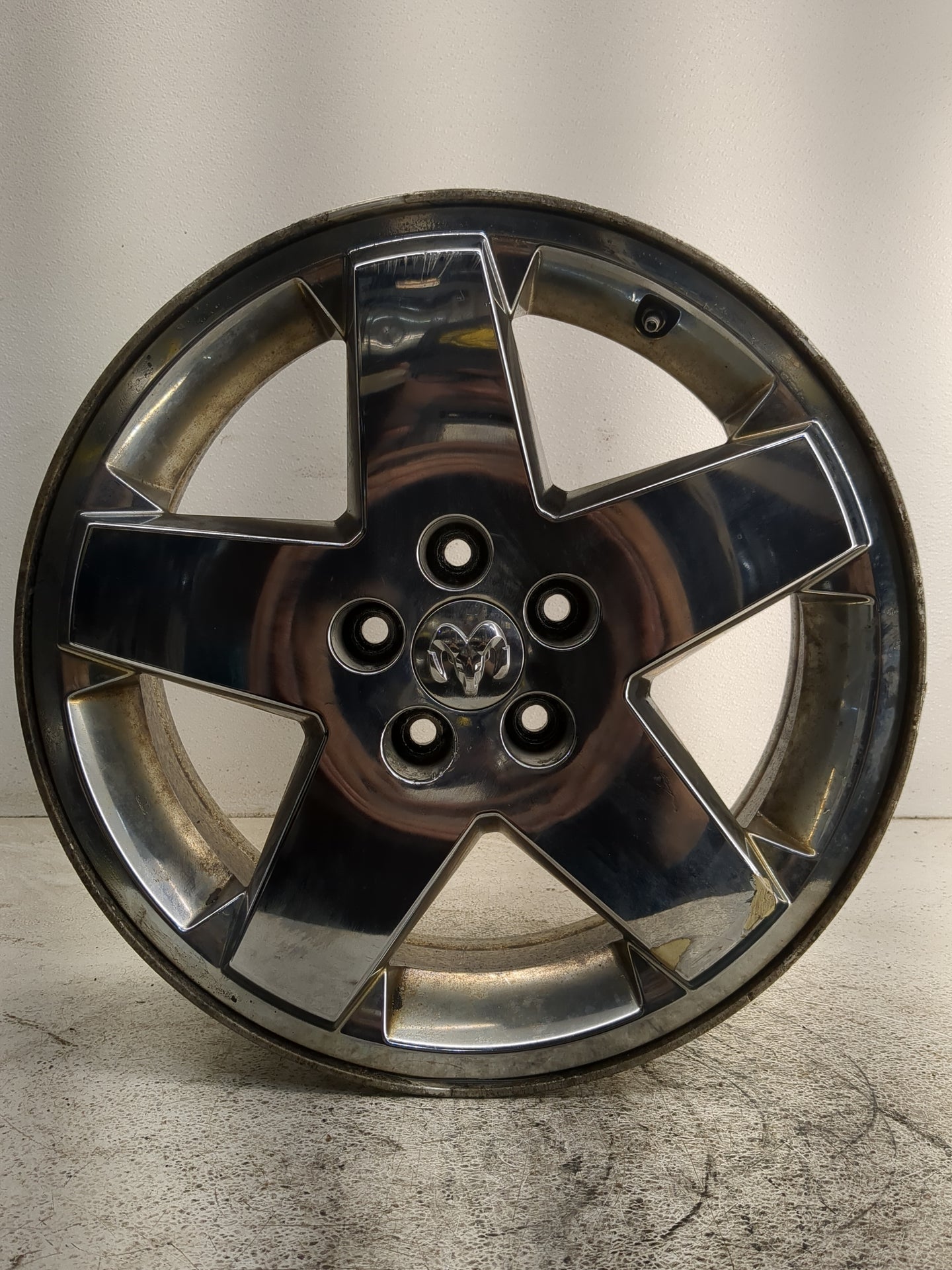 2007-2012 Dodge Caliber Oem Wheel Rim 1391455 - Oemusedautoparts1.com