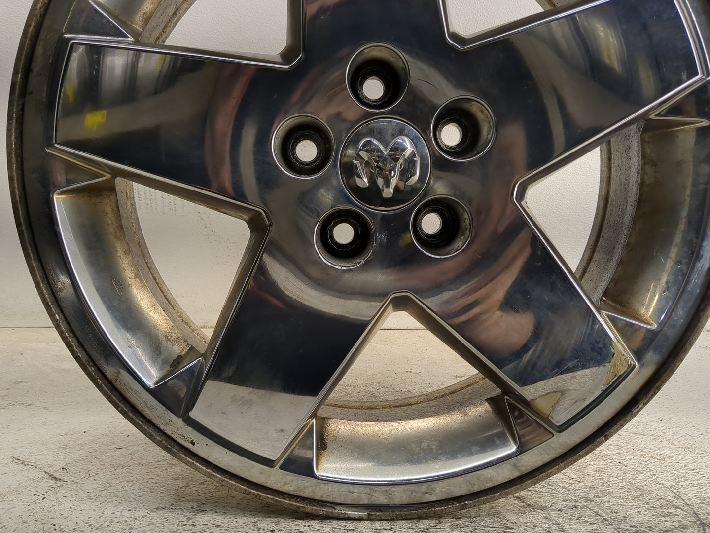 2007-2012 Dodge Caliber Oem Wheel Rim 1391455 - Oemusedautoparts1.com