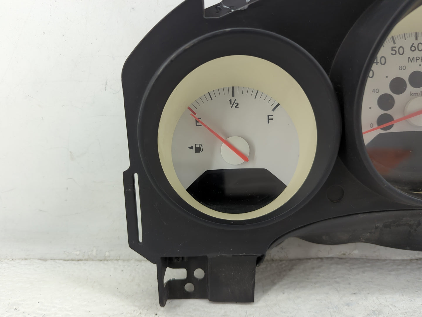 2007-2008 Dodge Caliber Instrument Cluster Speedometer Gauges Fits Fits 2007 2008 OEM Used Auto Parts - Oemusedautoparts1.co
