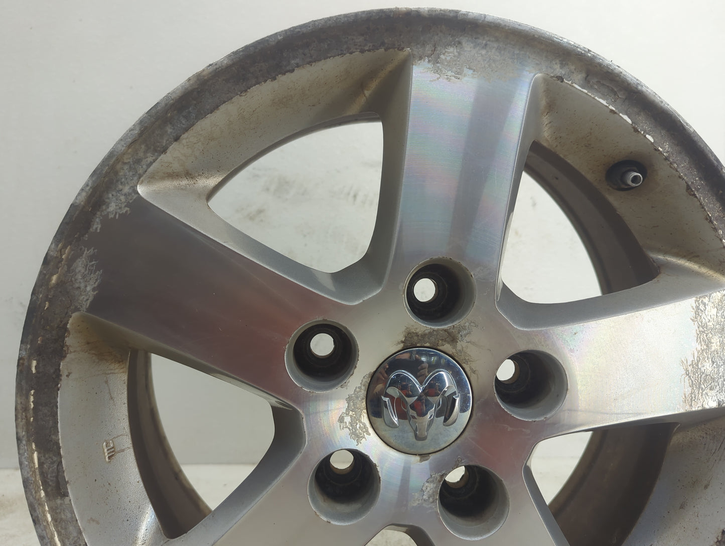 Dodge Caravan Oem Wheel Rim 1157182 - Oemusedautoparts1.com