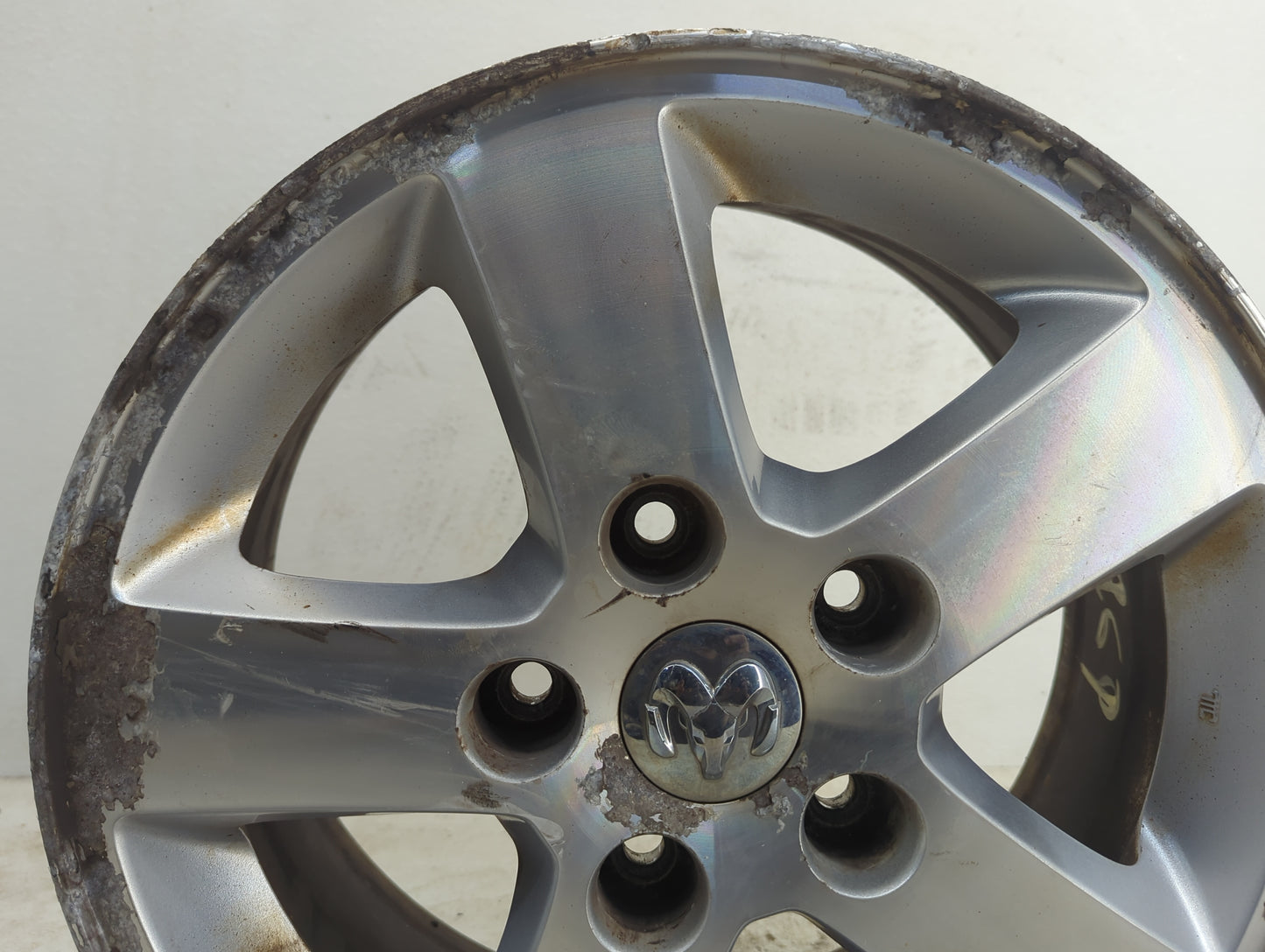 Dodge Caravan Oem Wheel Rim 1200701 - Oemusedautoparts1.com