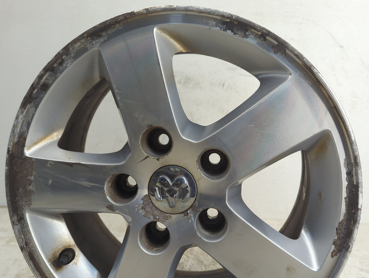 Dodge Caravan Oem Wheel Rim 1200701 - Oemusedautoparts1.com