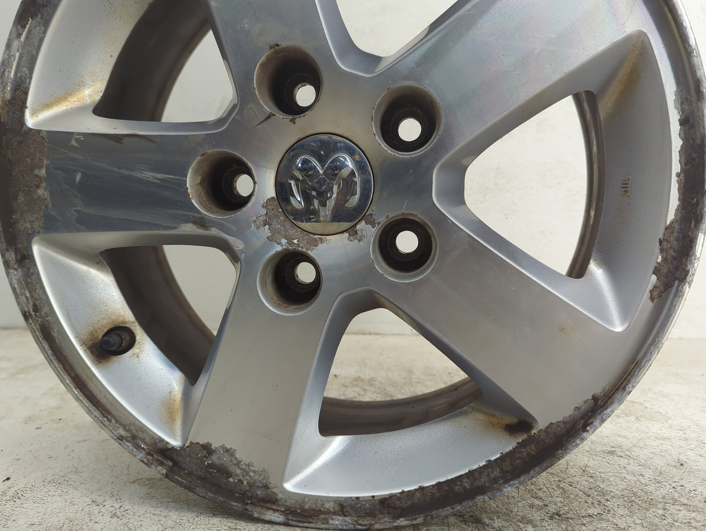 Dodge Caravan Oem Wheel Rim - Oemusedautoparts1.com