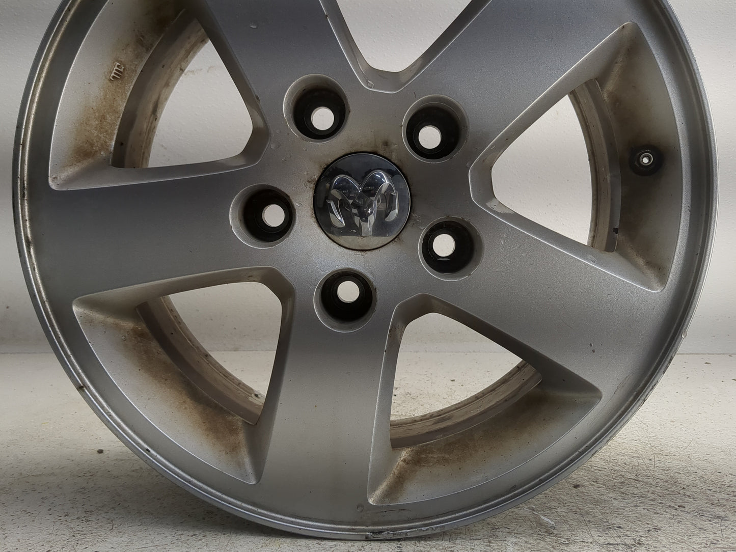 Dodge Caravan Oem Wheel Rim - Oemusedautoparts1.com