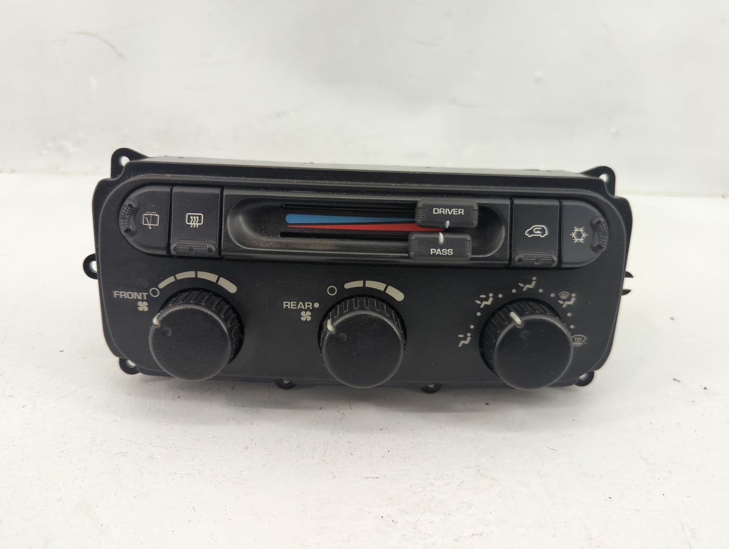 2004-2007 Dodge Caravan Climate Control Module Temperature AC/Heater Replacement Fits Fits 2004 2005 2006 2007 OEM Used Auto