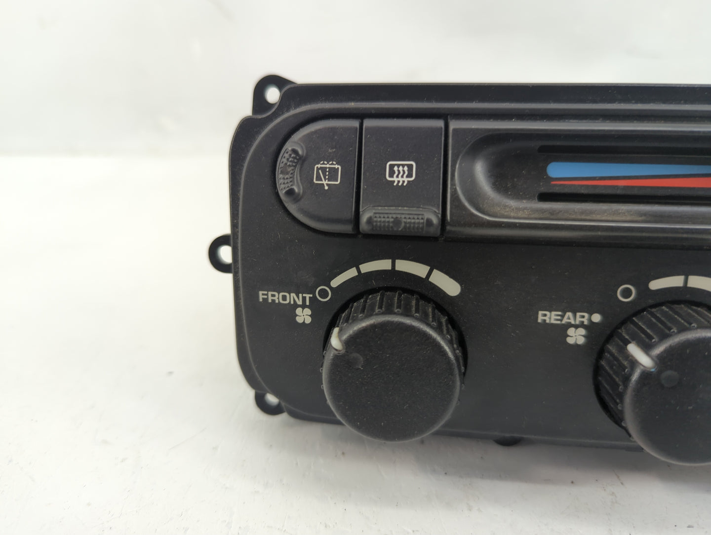 2004-2007 Dodge Caravan Climate Control Module Temperature AC/Heater Replacement Fits Fits 2004 2005 2006 2007 OEM Used Auto