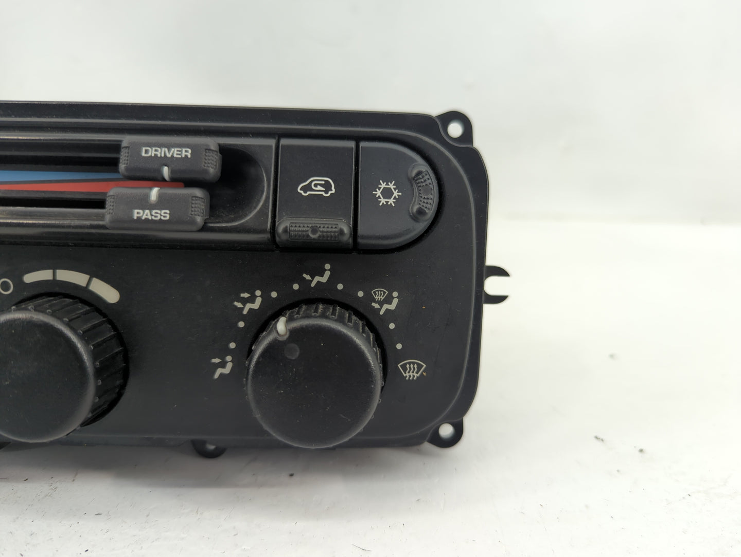 2004-2007 Dodge Caravan Climate Control Module Temperature AC/Heater Replacement Fits Fits 2004 2005 2006 2007 OEM Used Auto