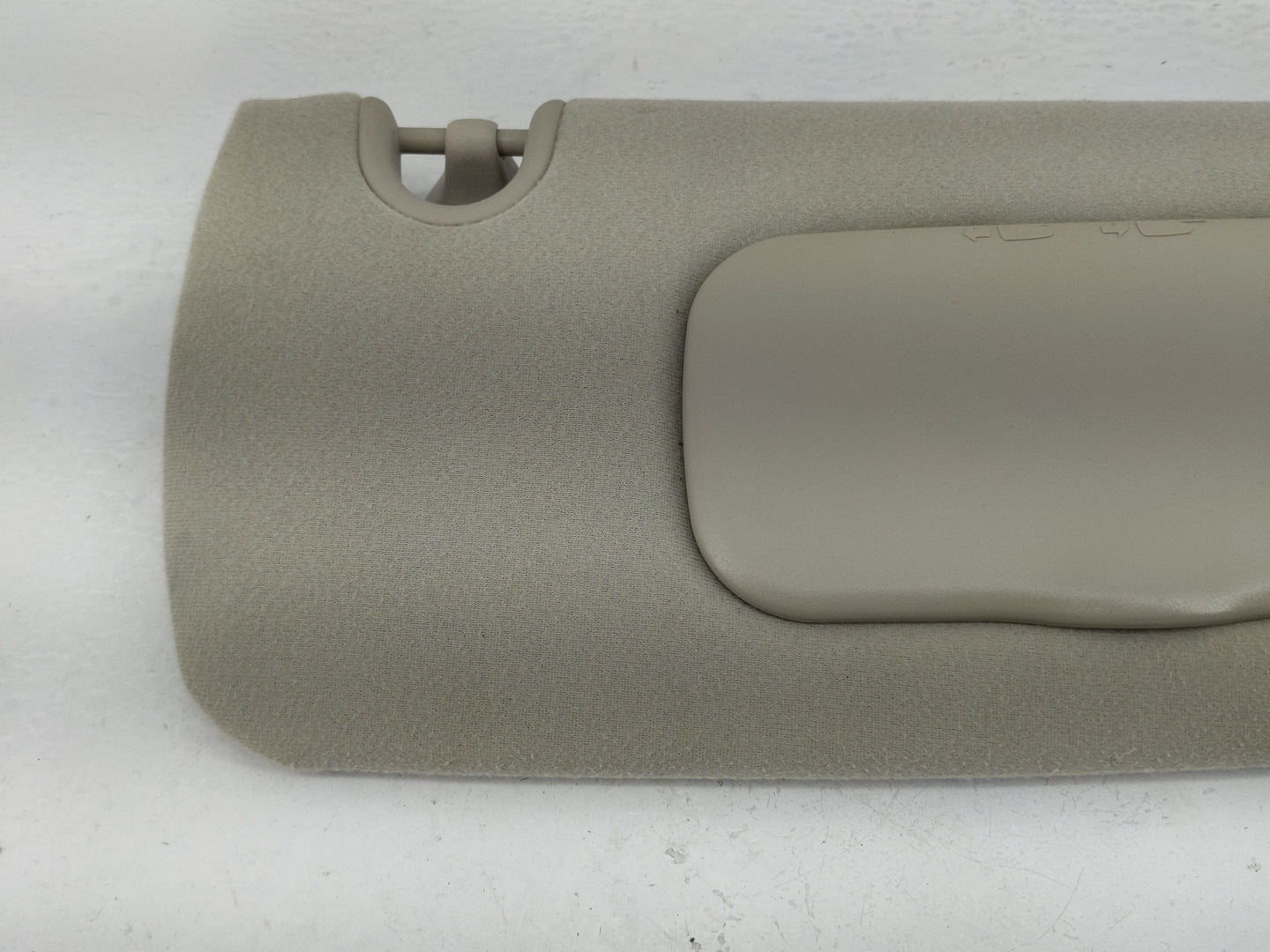 2004-2007 Dodge Caravan Sun Visor Shade Replacement Passenger Right Mirror Fits Fits 2004 2005 2006 2007 OEM Used Auto Parts