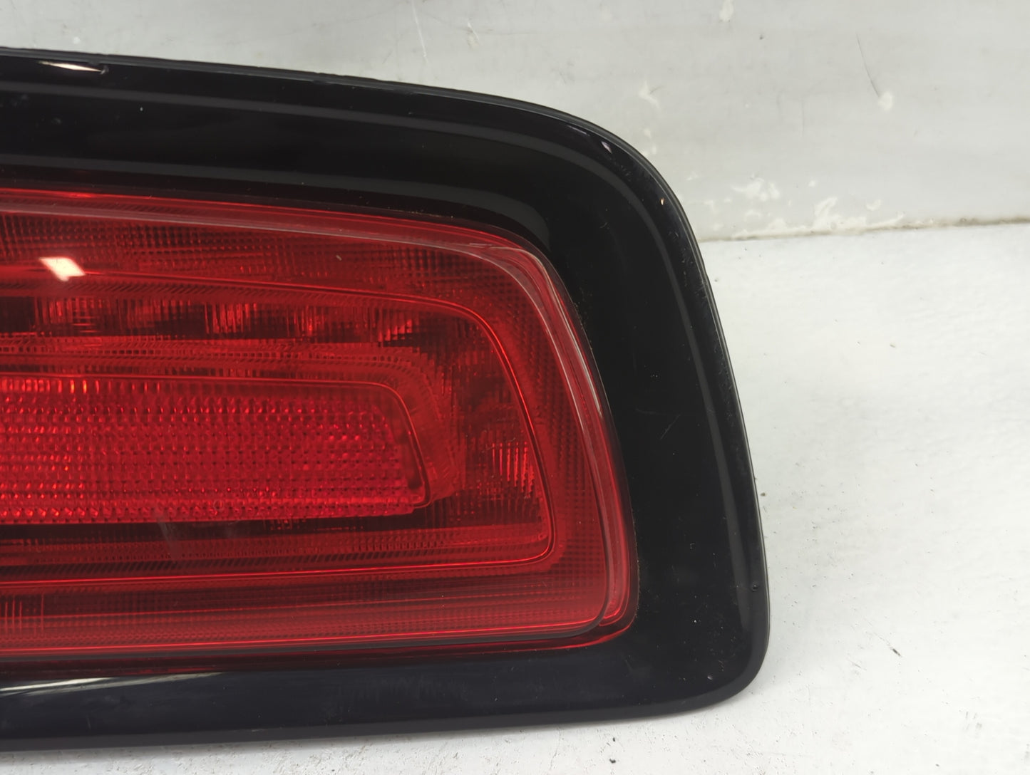 2011-2014 Dodge Charger Tail Light Assembly Passenger Right OEM Fits Fits 2011 2012 2013 2014 OEM Used Auto Parts - Oemuseda
