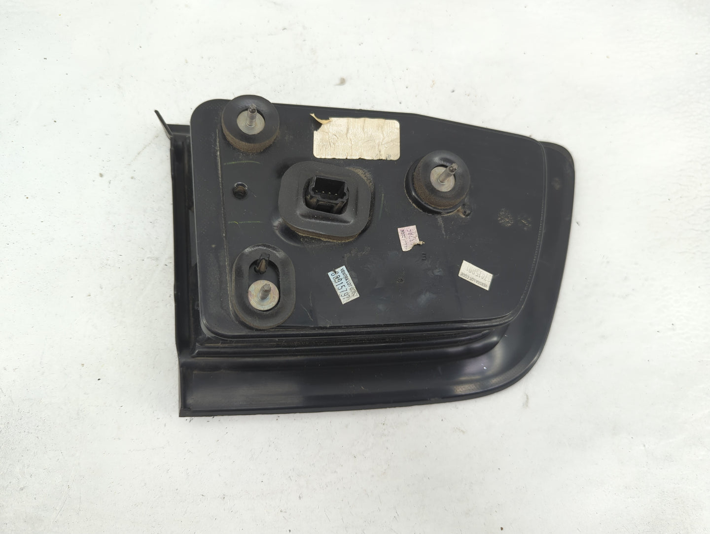 2011-2014 Dodge Charger Tail Light Assembly Passenger Right OEM Fits Fits 2011 2012 2013 2014 OEM Used Auto Parts - Oemuseda