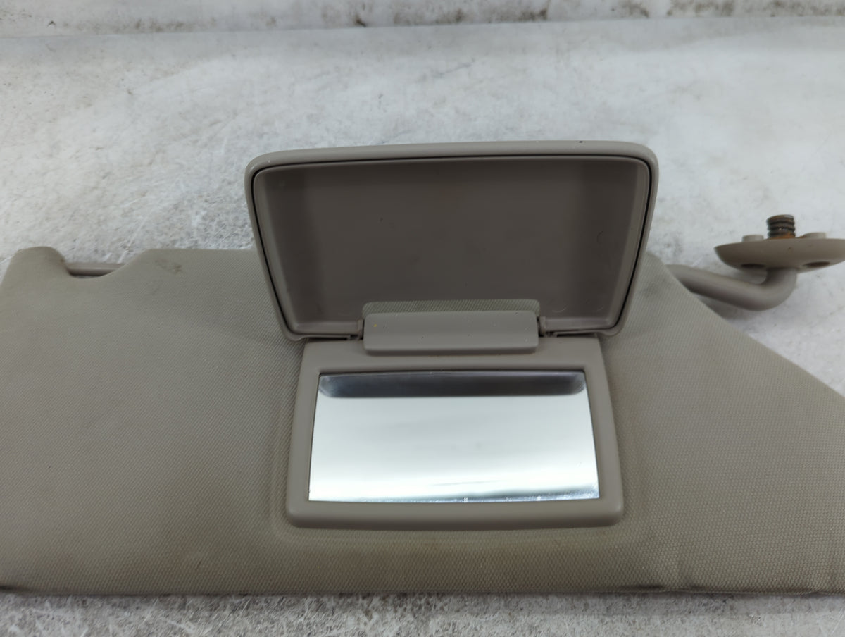 2006-2007 Dodge Charger Sun Visor Shade Replacement Passenger Right Mirror Fits Fits 2005 2006 2007 OEM Used Auto Parts - Oe