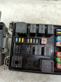 2006-2007 Dodge Charger Fusebox Fuse Box Panel Relay Module Fits Fits 2006 2007 OEM Used Auto Parts - Oemusedautoparts1.com