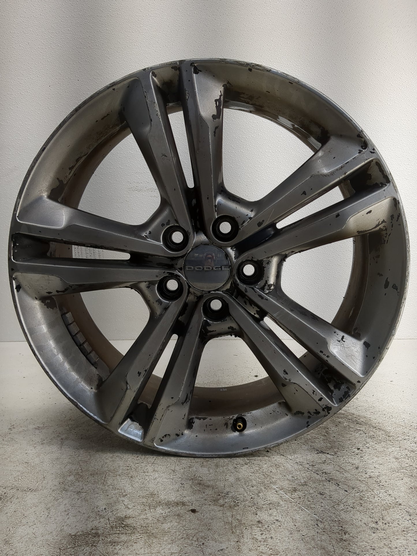 2011-2014 Dodge Charger Oem Wheel Rim - Oemusedautoparts1.com