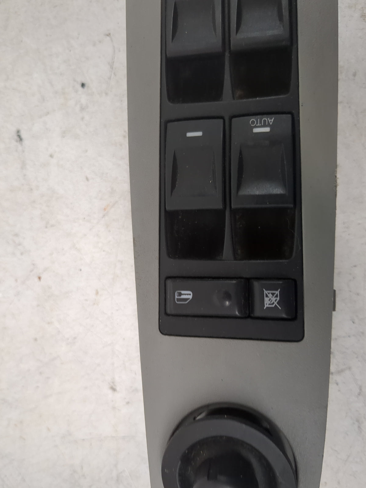 2006-2010 Dodge Charger Master Power Window Switch Replacement Driver Side Left Fits OEM Used Auto Parts - Oemusedautoparts1