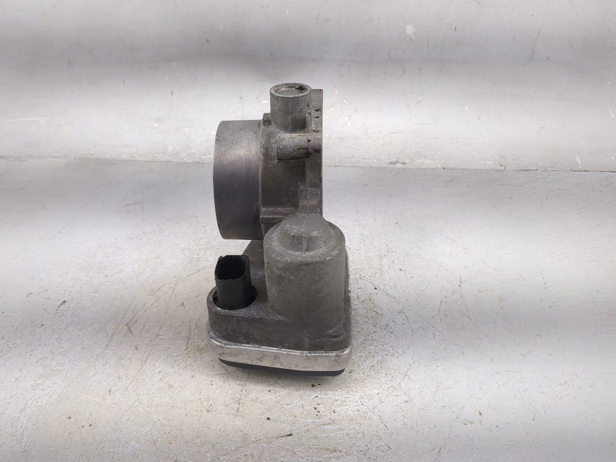 2006-2010 Dodge Charger Throttle Body Fits Fits 2006 2007 2008 2009 2010 2011 OEM Used Auto Parts - Oemusedautoparts1.com