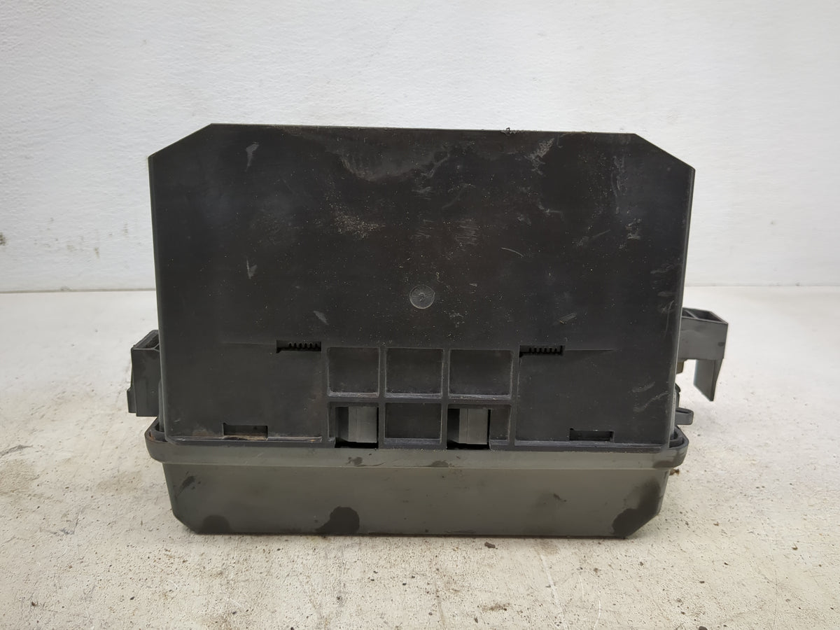 2008 Dodge Charger Fusebox Fuse Box Panel Relay Module Fits OEM Used Auto Parts - Oemusedautoparts1.com