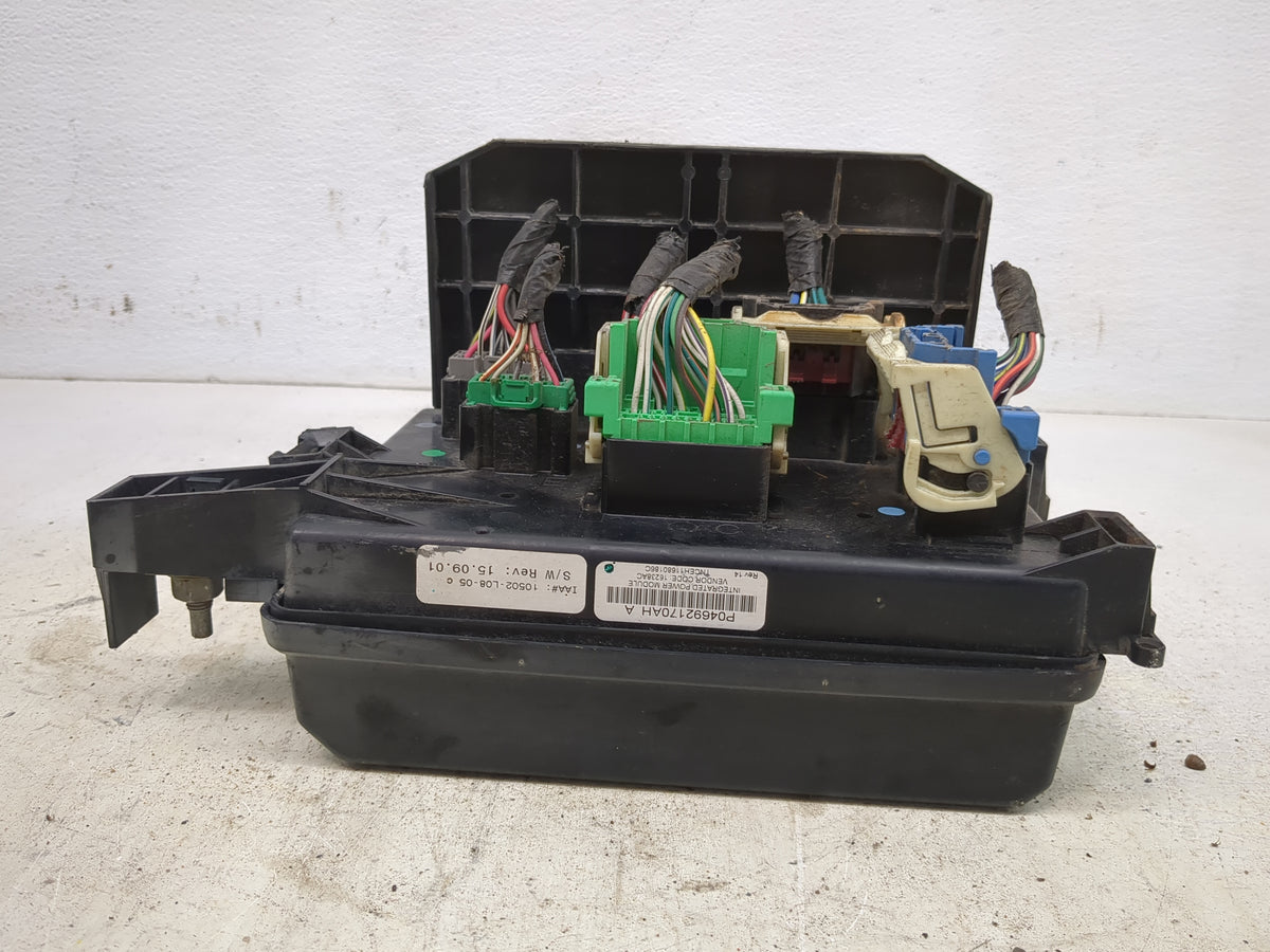 2008 Dodge Charger Fusebox Fuse Box Panel Relay Module Fits OEM Used Auto Parts - Oemusedautoparts1.com