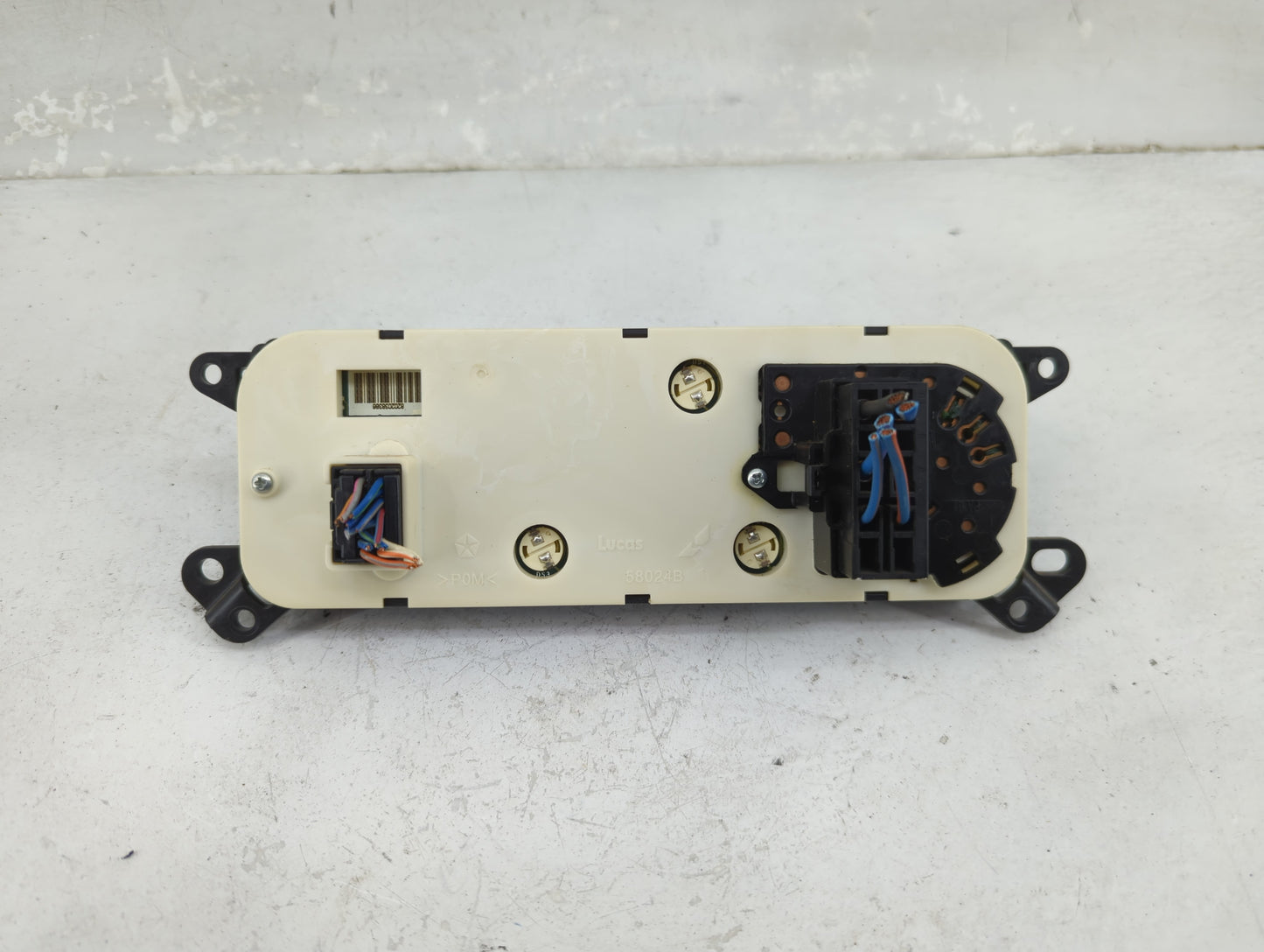 2005 Dodge Dakota Climate Control Module Temperature AC/Heater Replacement Fits OEM Used Auto Parts - Oemusedautoparts1.com