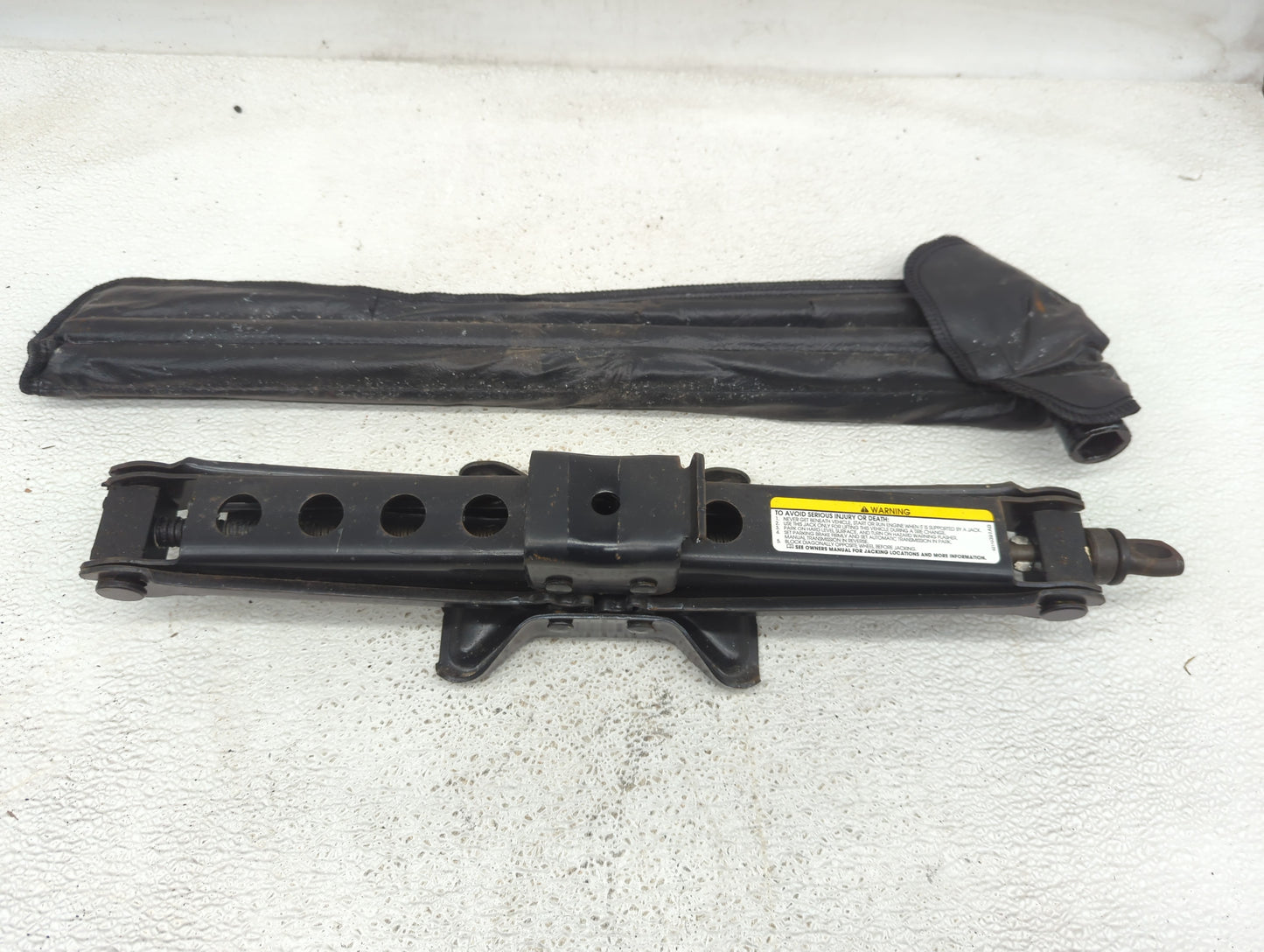 Dodge Dakota Spare Scissor Car Jack 934002 - Oemusedautoparts1.com