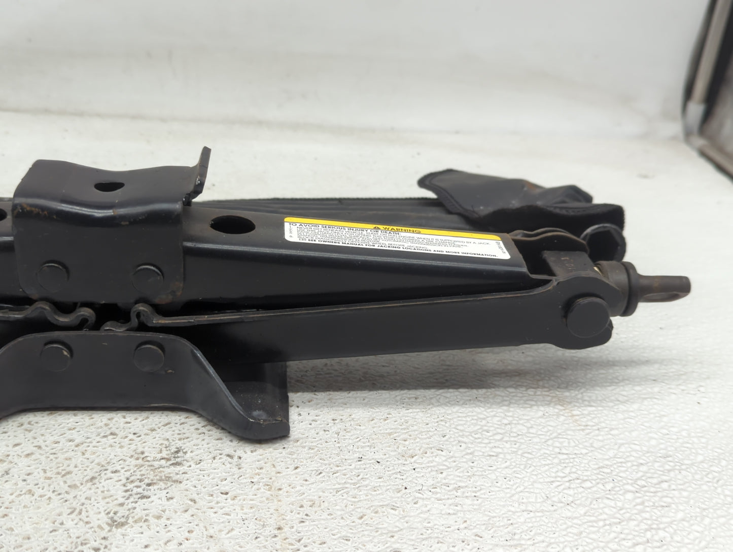 Dodge Dakota Spare Scissor Car Jack 934002 - Oemusedautoparts1.com
