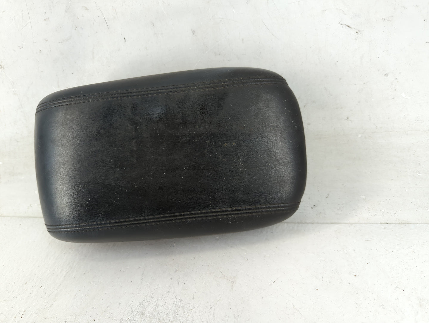 2016 Dodge Dart Center Console Armrest Cover Lid Fits OEM Used Auto Parts - Oemusedautoparts1.com