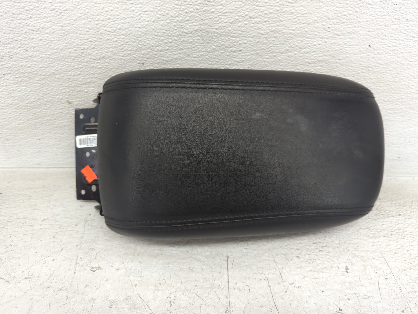 2013-2015 Dodge Dart Center Console Armrest Cover Lid Fits Fits 2013 2014 2015 OEM Used Auto Parts - Oemusedautoparts1.com