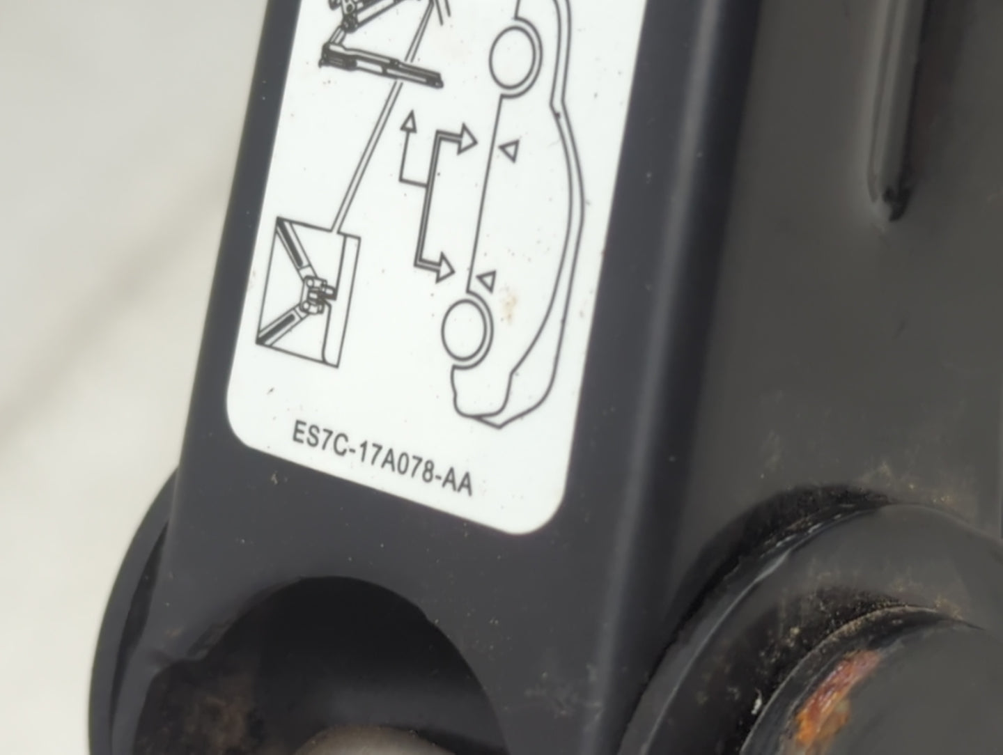 2016 Dodge Dart Spare Scissor Car Jack - Oemusedautoparts1.com