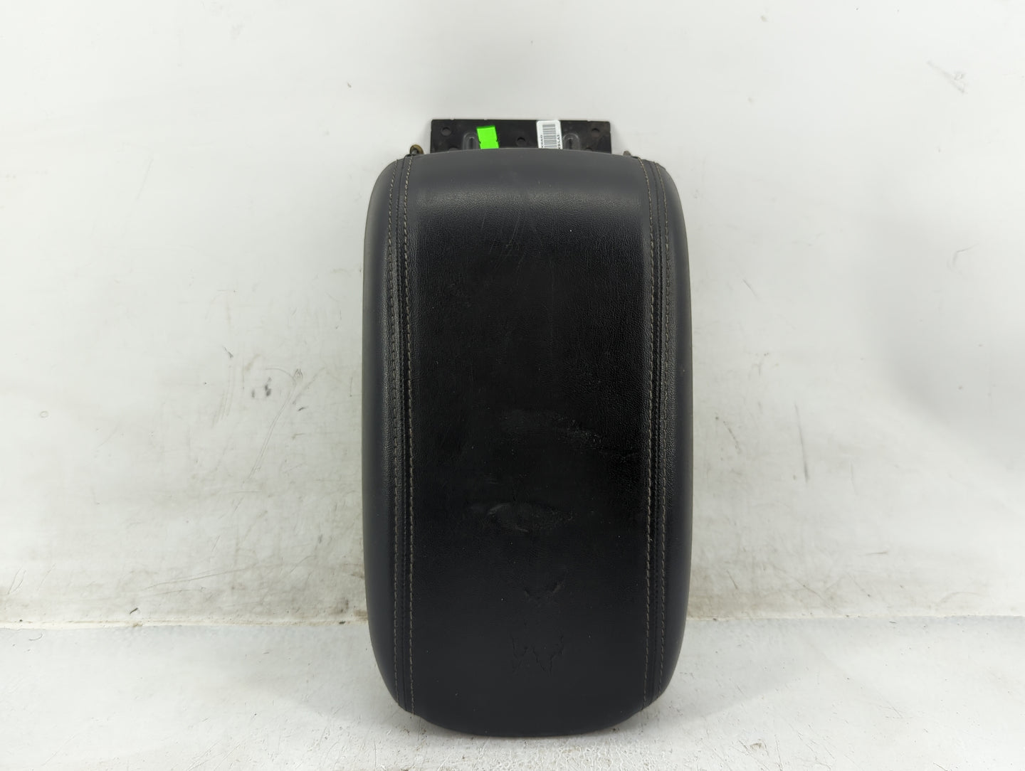 2013-2015 Dodge Dart Center Console Armrest Cover Lid Fits Fits 2013 2014 2015 OEM Used Auto Parts - Oemusedautoparts1.com