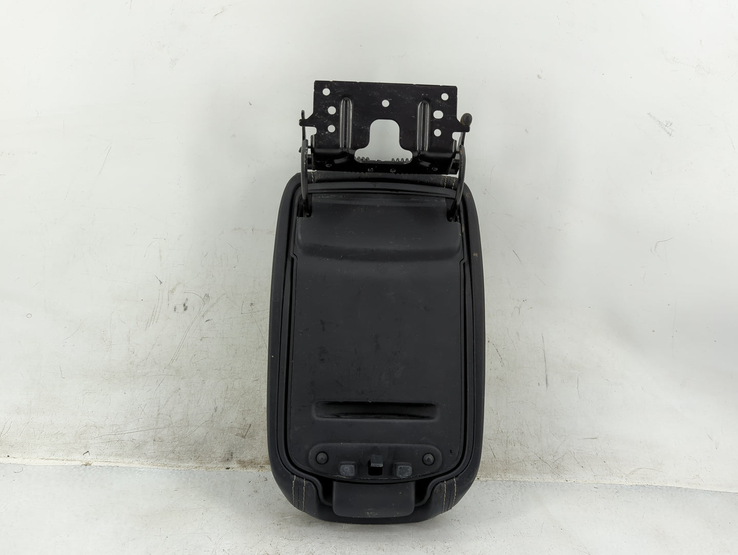2013-2015 Dodge Dart Center Console Armrest Cover Lid Fits Fits 2013 2014 2015 OEM Used Auto Parts - Oemusedautoparts1.com