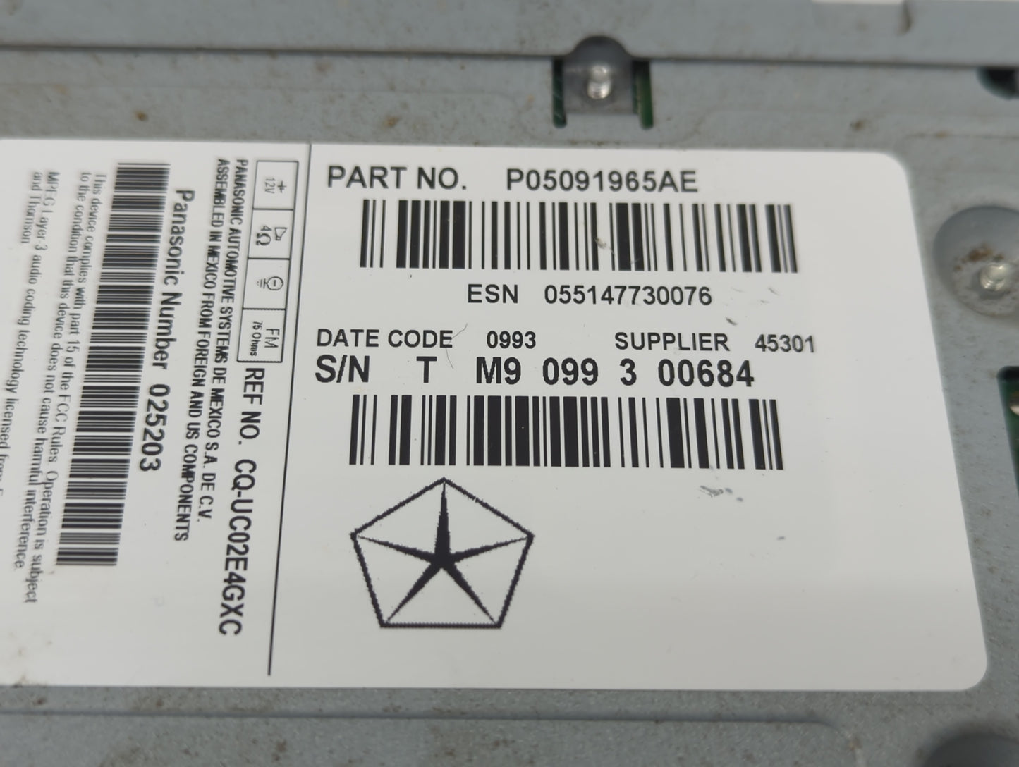 2013 Dodge Dart Radio AM FM Cd Player Receiver Replacement P/N:P05091965AE Fits OEM Used Auto Parts - Oemusedautoparts1.com