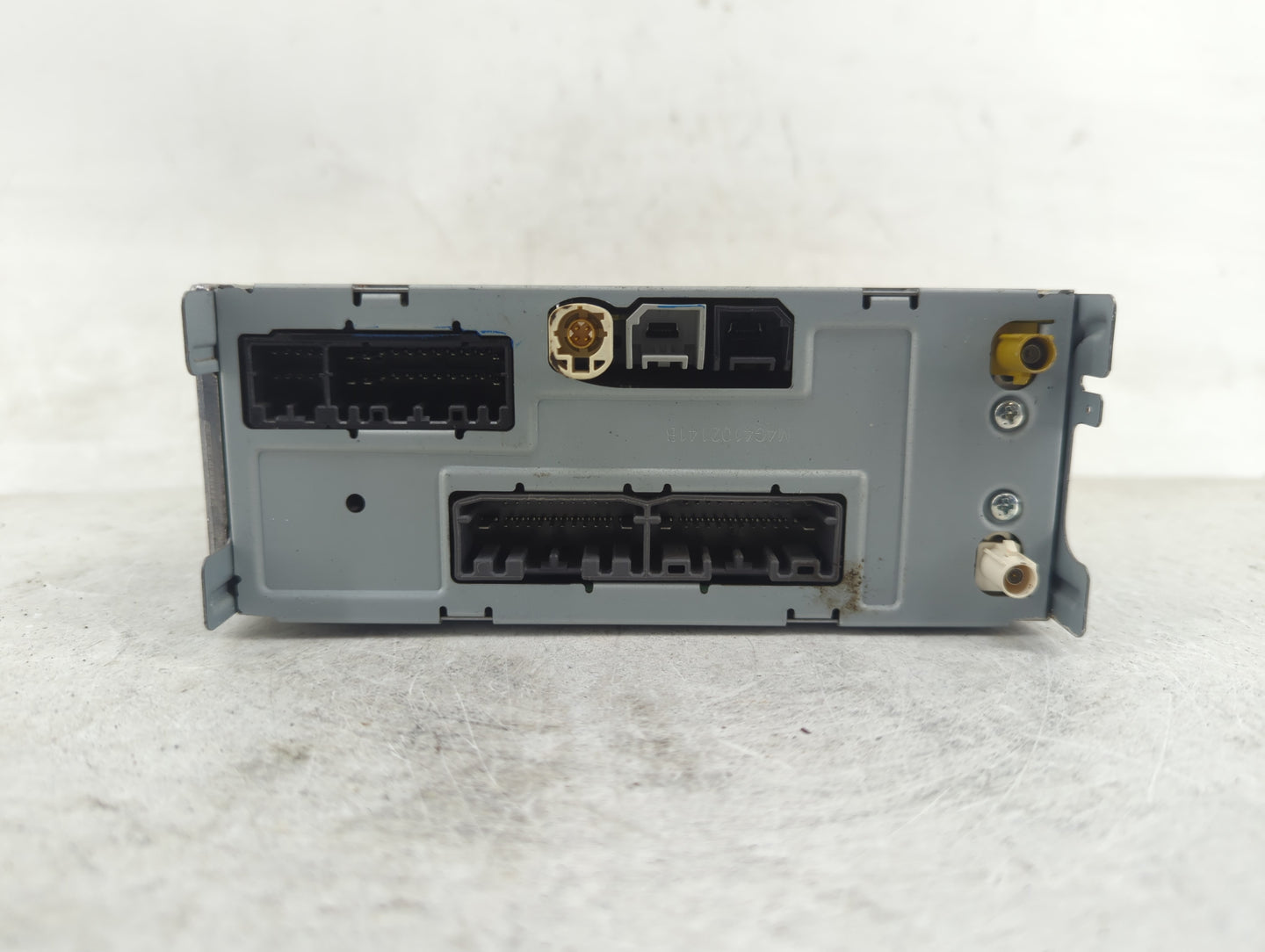 2013 Dodge Dart Radio AM FM Cd Player Receiver Replacement P/N:P05091965AE Fits OEM Used Auto Parts - Oemusedautoparts1.com