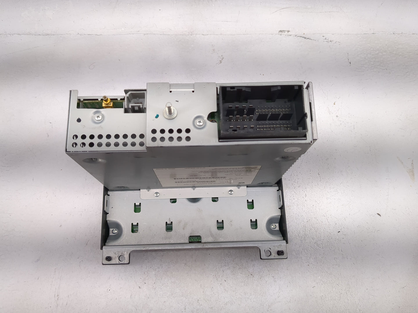 2013-2016 Dodge Dart Radio AM FM Cd Player Receiver Replacement Fits Fits 2013 2014 2015 2016 OEM Used Auto Parts - Oemuseda