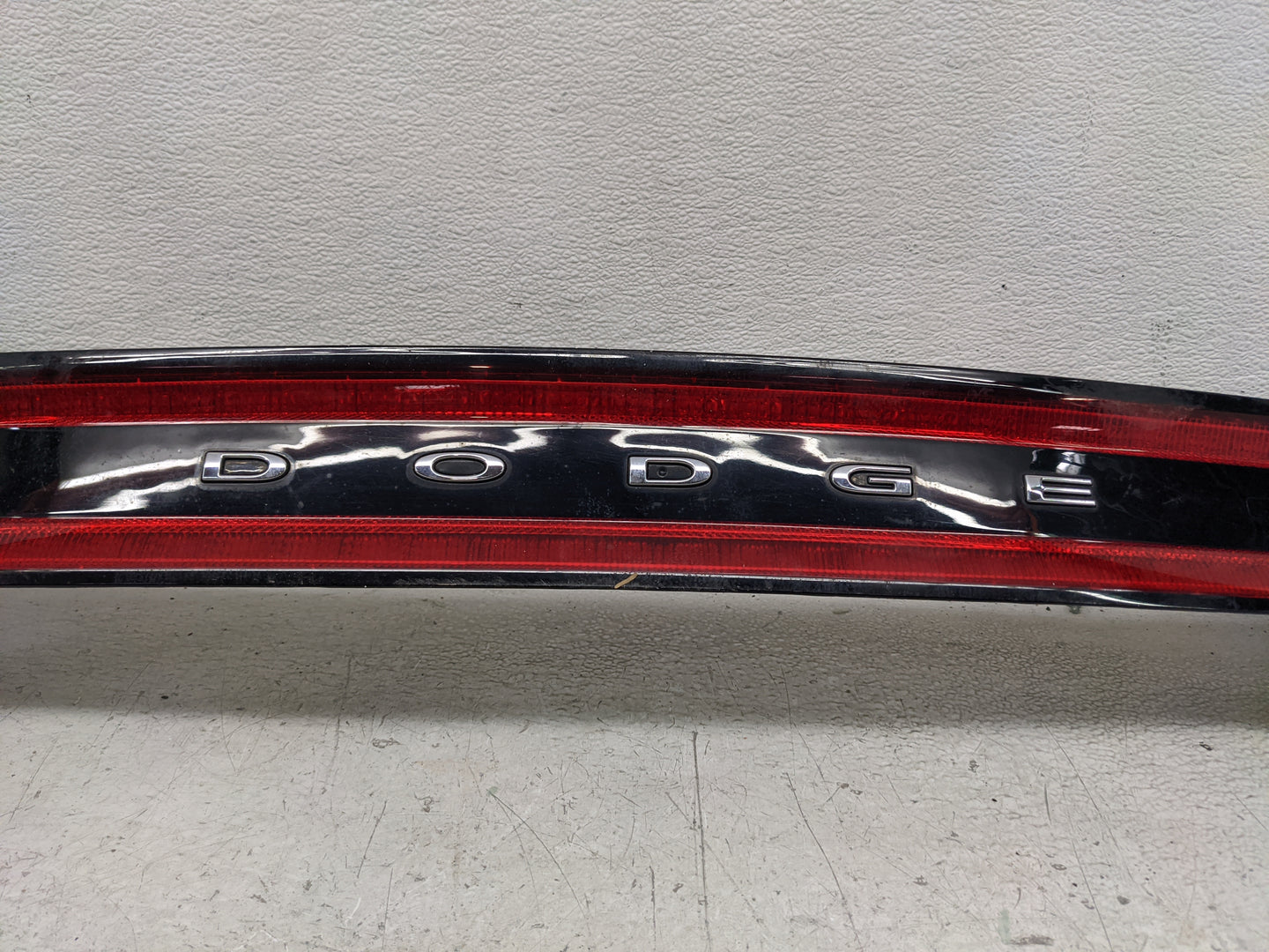 2013-2016 Dodge Dart Driver Left Side Deck Lid Mounted Tail Light - Oemusedautoparts1.com