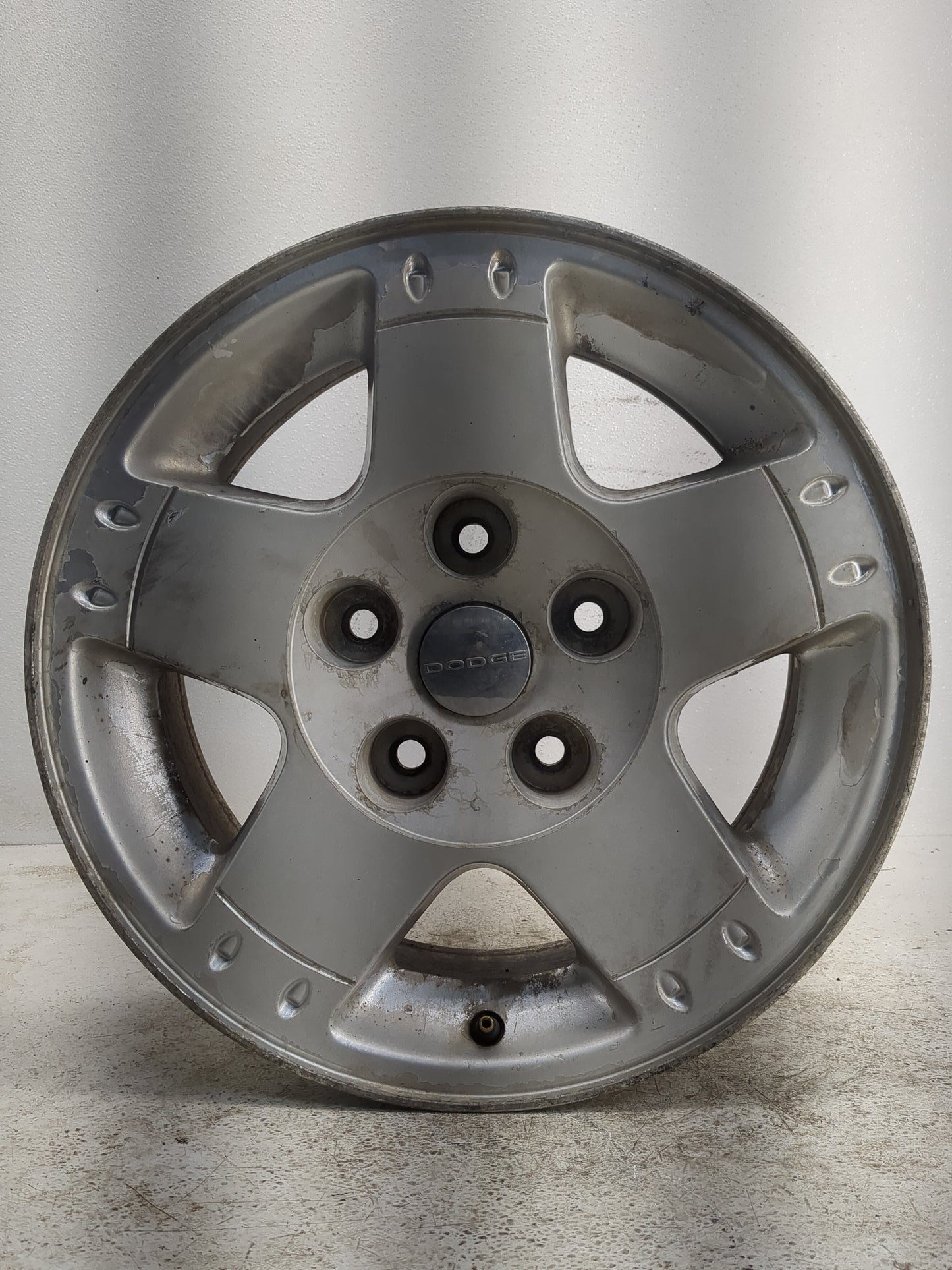 2005-2005 Dodge Durango Oem Wheel Rim 1151917 - Oemusedautoparts1.com