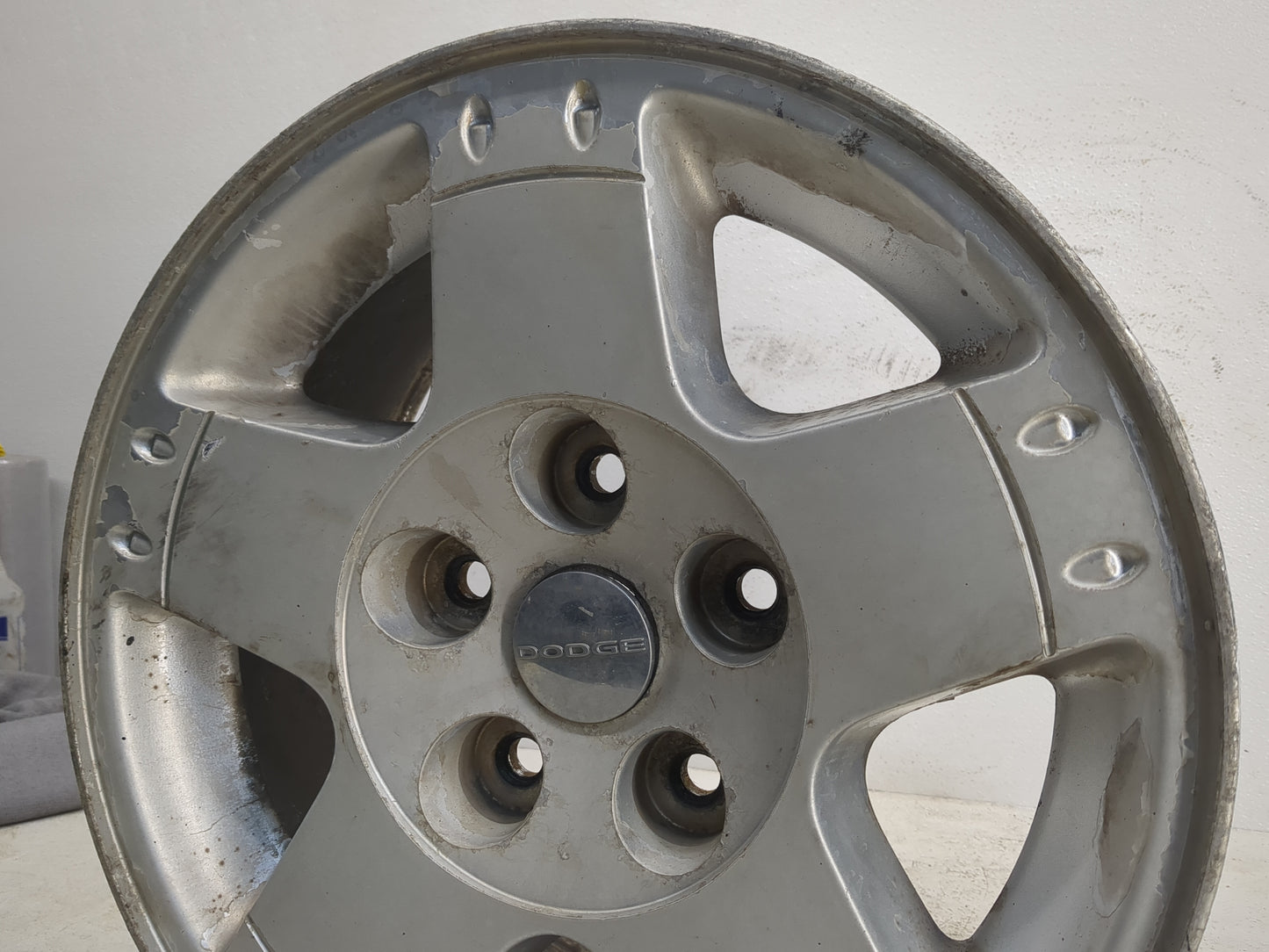 2005-2005 Dodge Durango Oem Wheel Rim 1151917 - Oemusedautoparts1.com