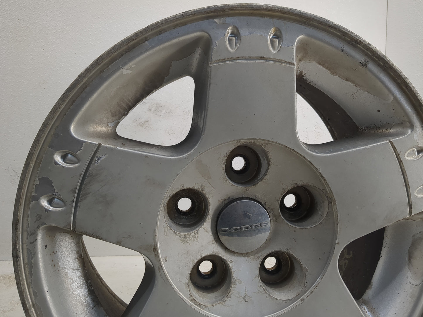 2005-2005 Dodge Durango Oem Wheel Rim 1151917 - Oemusedautoparts1.com