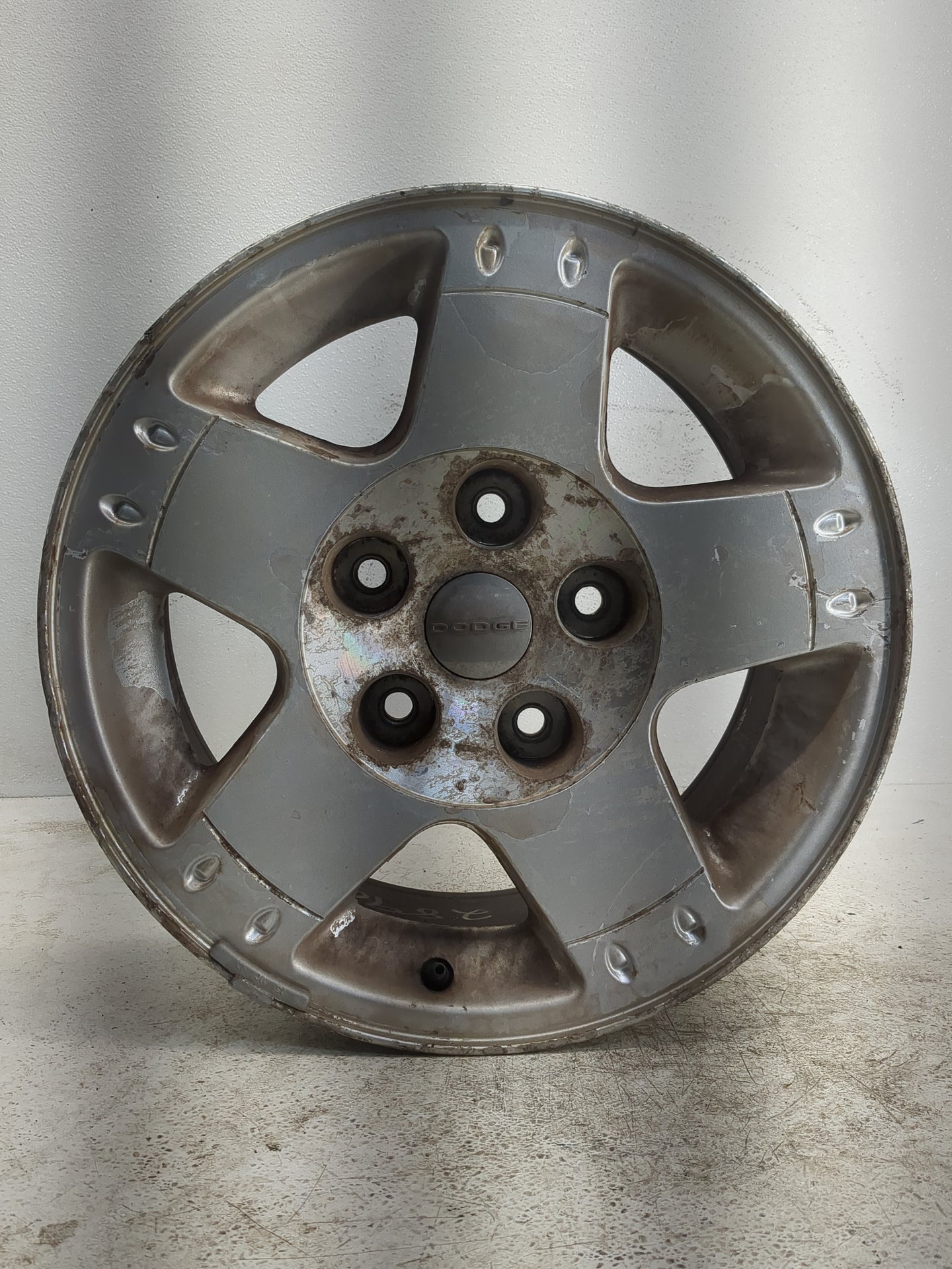 2005-2005 Dodge Durango Oem Wheel Rim - Oemusedautoparts1.com
