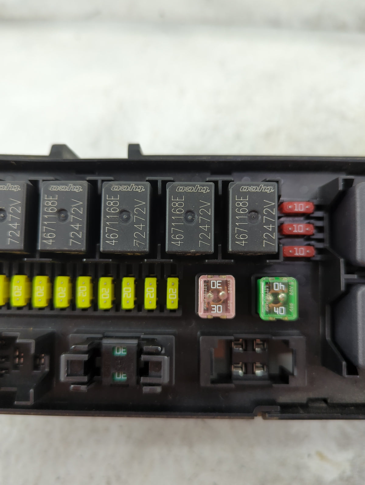 2006 Dodge Durango PCM Engine Control Computer ECU ECM PCU OEM OEM Used Auto Parts - Oemusedautoparts1.com