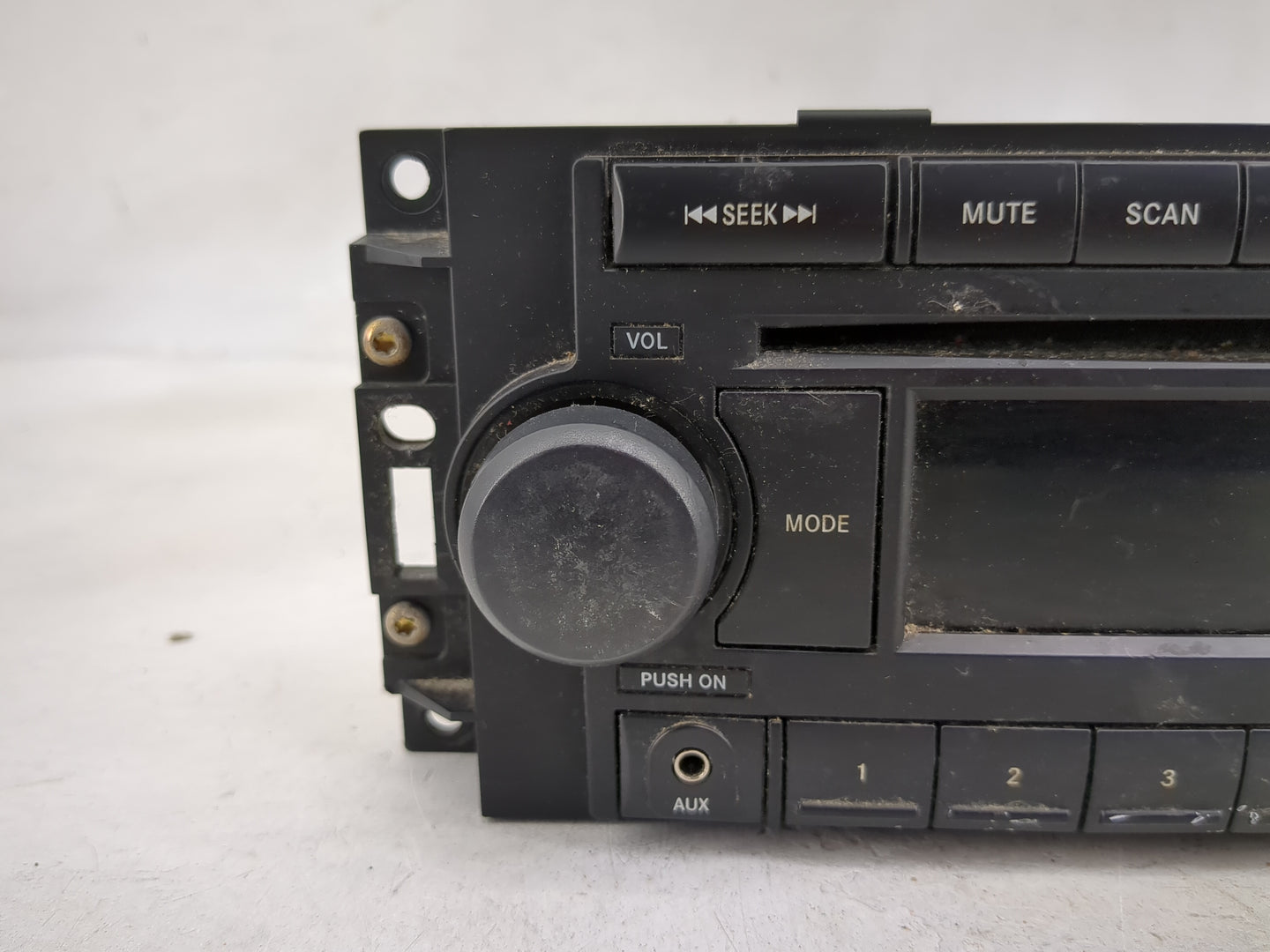 2004-2007 Dodge Durango Radio AM FM Cd Player Receiver Replacement Fits Fits 2004 2005 2006 2007 2008 2009 2010 OEM Used Aut