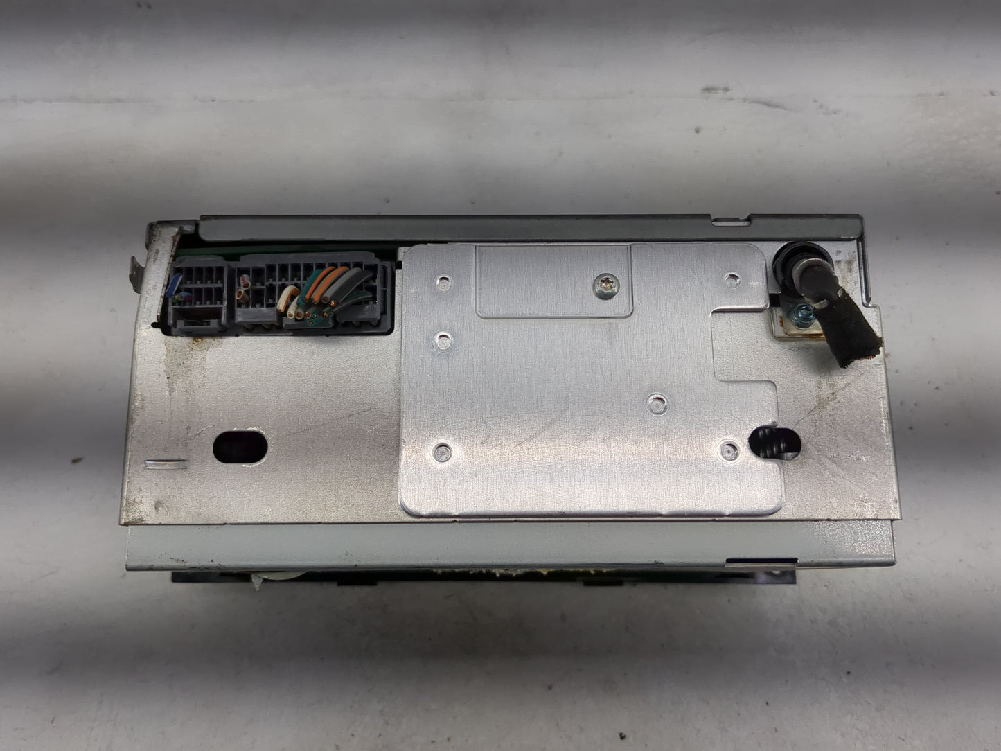 2004-2007 Dodge Durango Radio AM FM Cd Player Receiver Replacement Fits Fits 2004 2005 2006 2007 2008 2009 2010 OEM Used Aut
