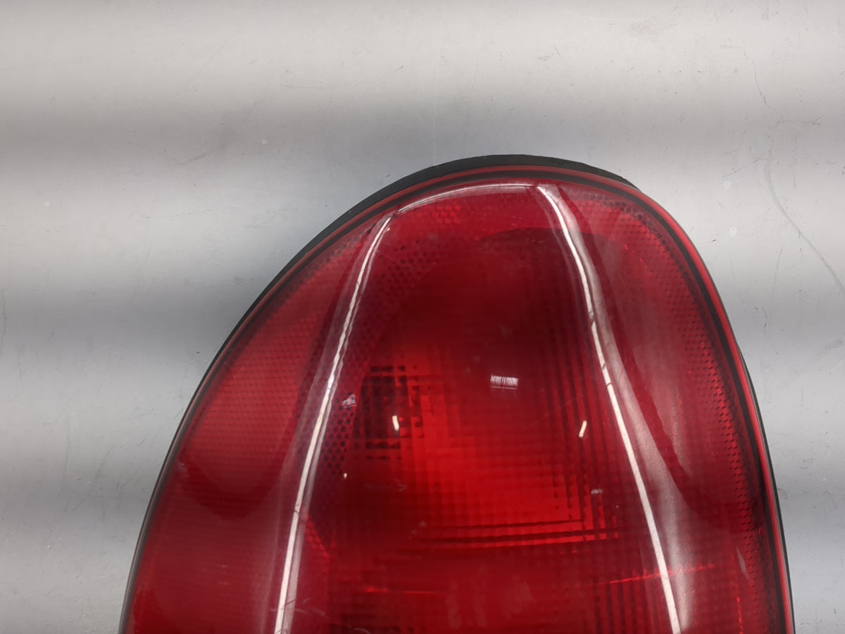 1998-2003 Dodge Durango Tail Light Assembly Driver Left OEM Fits Fits 1996 1997 1998 1999 2000 2001 2002 2003 OEM Used Auto 