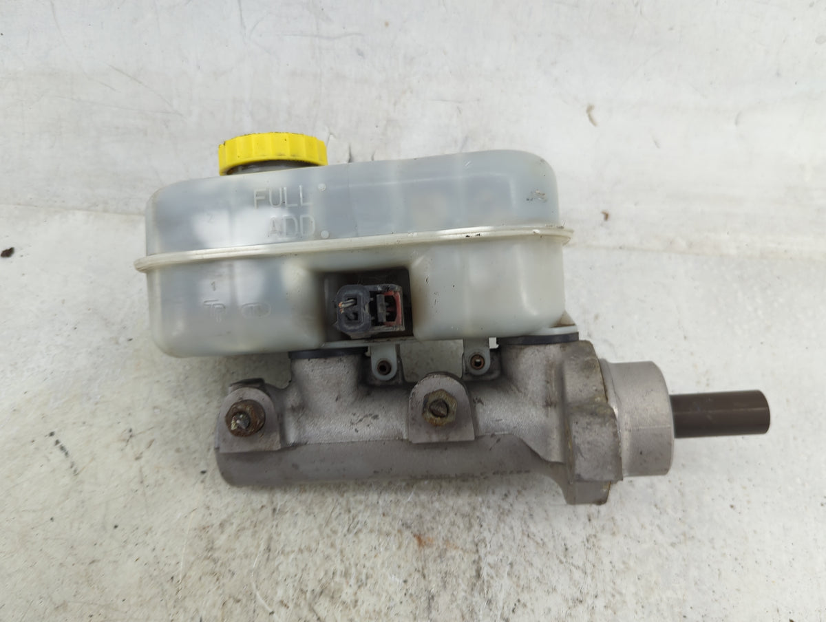 2002-2003 Dodge Durango Brake Master Cylinder - Oemusedautoparts1.com