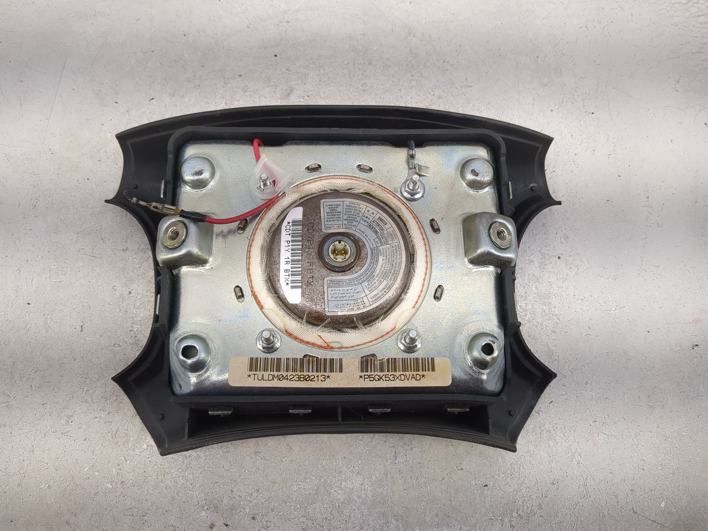 2002-2003 Dodge Durango Air Bag Driver Left Steering Wheel Mounted 5034526 - Oemusedautoparts1.com