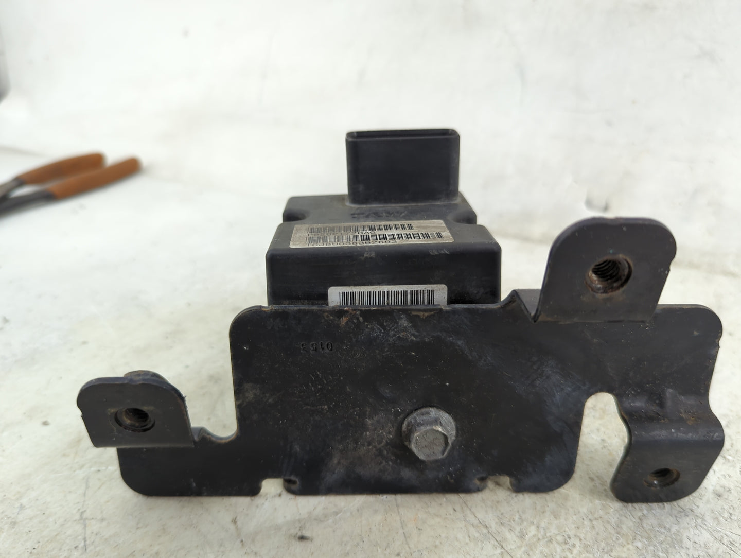 2003 Dodge Durango ABS Pump Control Module Replacement Fits OEM Used Auto Parts - Oemusedautoparts1.com