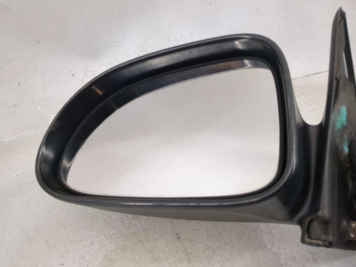 2001-2003 Dodge Durango Driver Side View Mirror - Left Door Mirror OEM Used - Oemusedautoparts1.com