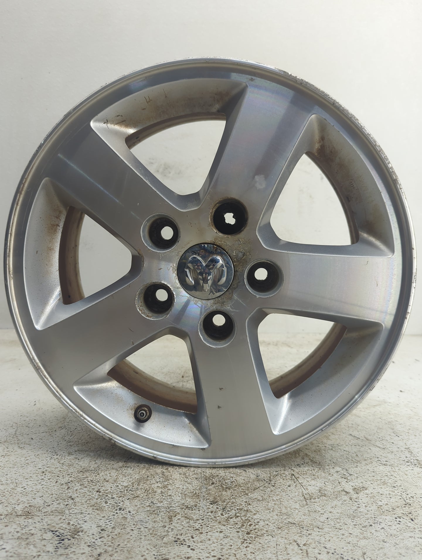 2017-2020 Dodge Grand Caravan Oem Wheel Rim - Oemusedautoparts1.com