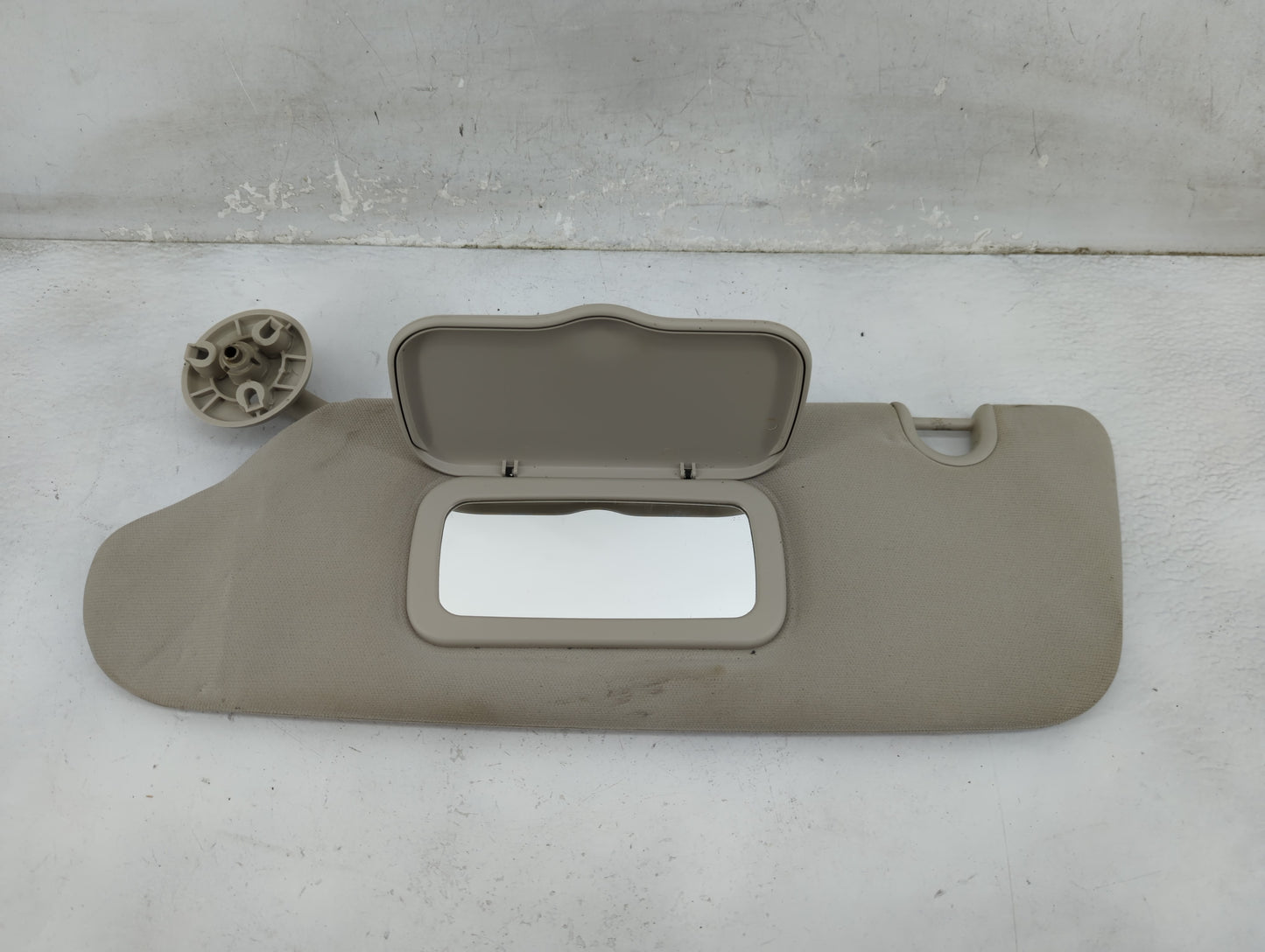2011-2020 Dodge Grand Caravan Sun Visor Shade Replacement Passenger Right Mirror Fits OEM Used Auto Parts - Oemusedautoparts