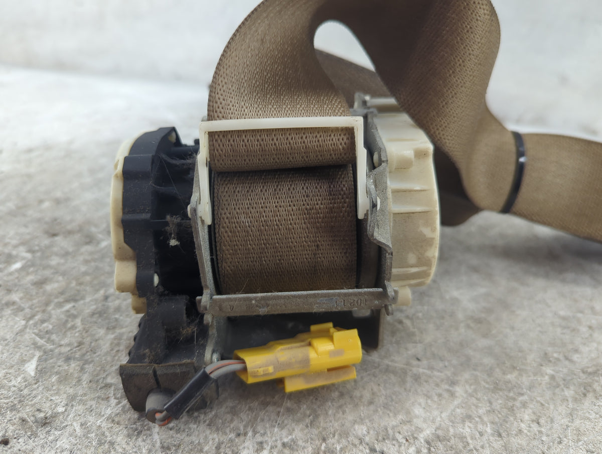 2011-2013 Dodge Grand Caravan Driver Front Seatbelt Retractor - Oemusedautoparts1.com