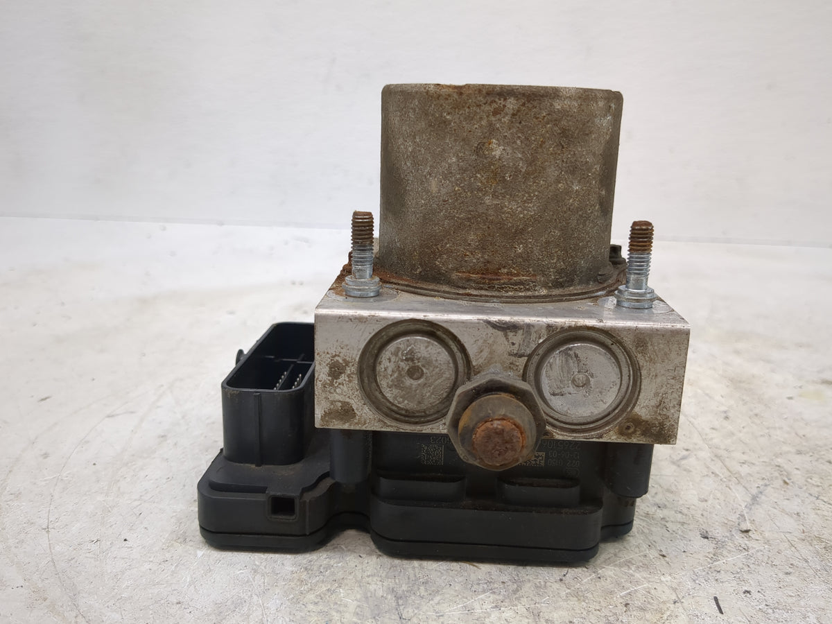2014 Dodge Grand Caravan Anti-Lock Brake ABS Pump Module Actuator OEM Fits OEM Used Auto Parts - Oemusedautoparts1.com
